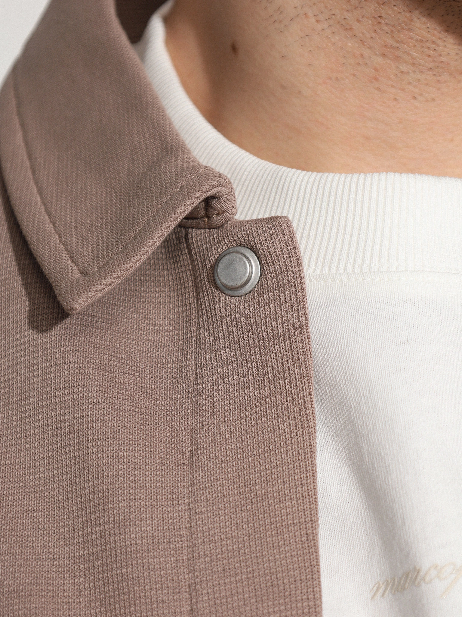 Куртка трикотажная бежевого цвета из хлопка